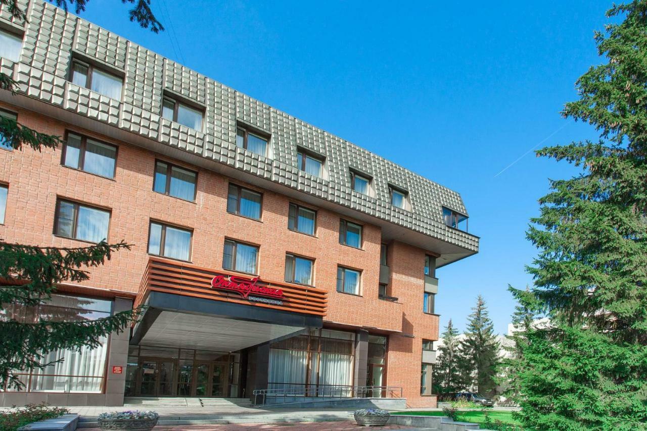 Hotel Oktyabrskaya Ekaterinburg Dış mekan fotoğraf